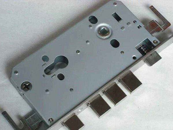 石城24小时上门开锁公司